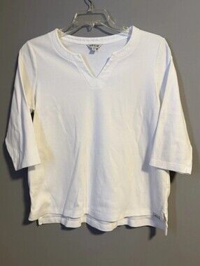 Orvis White 100% Prime cottonn Tee Blouse 3/4 sleeves V-neck Classic Essentials